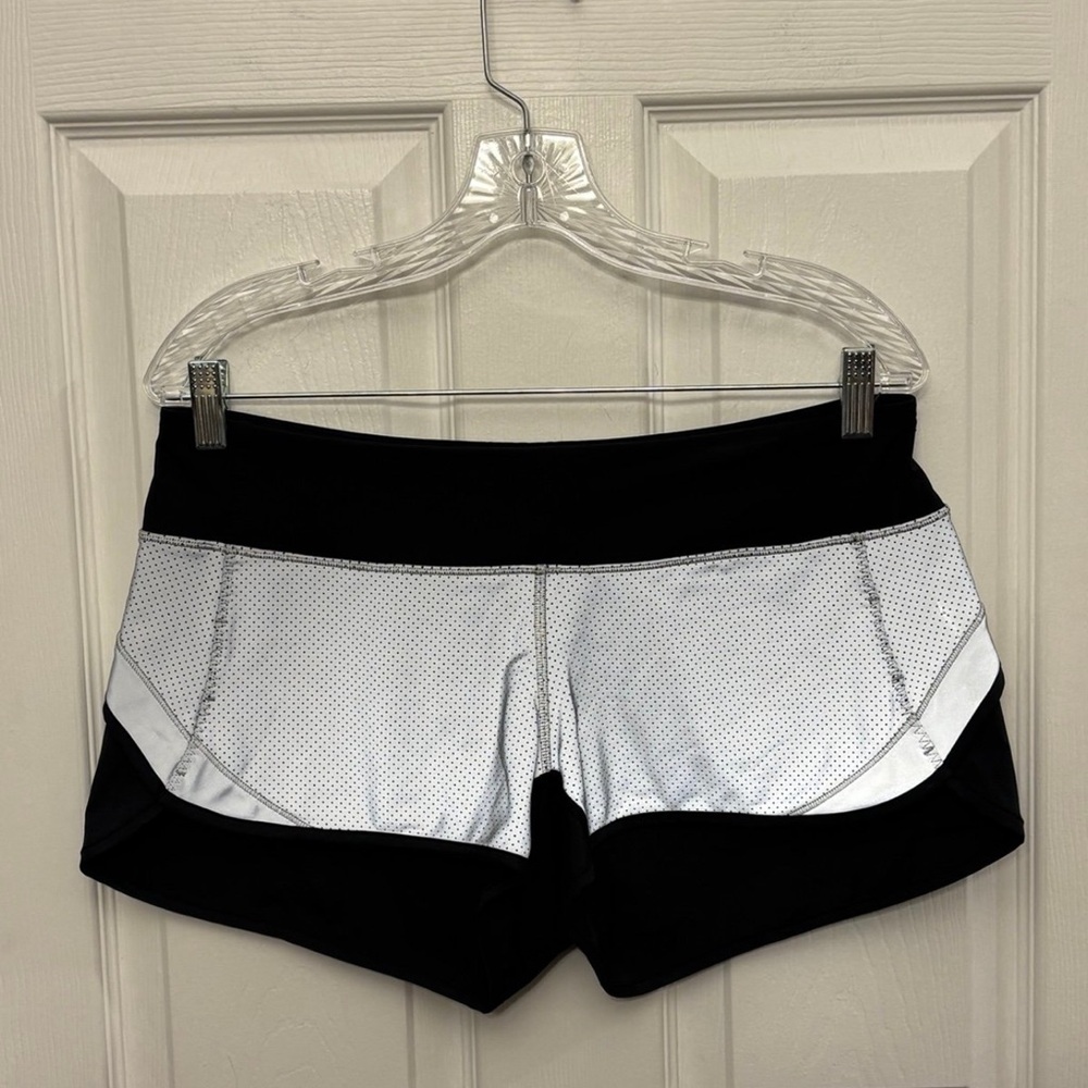 Lululemon Run Speed Short Super *Reflective Silver/white / Black Size 8
